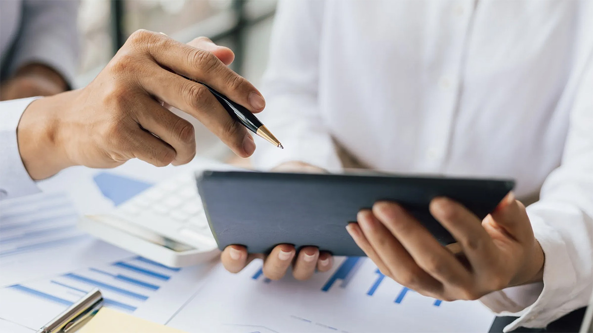 E-Ticaret Arenasında Zirveye Oynayın: Pazar Yerlerinde Rekabeti Avantaja Çevirme Stratejileri